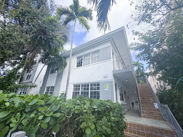 Lincoln Place Condo photo 2